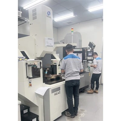 Cắt kim loại EDM